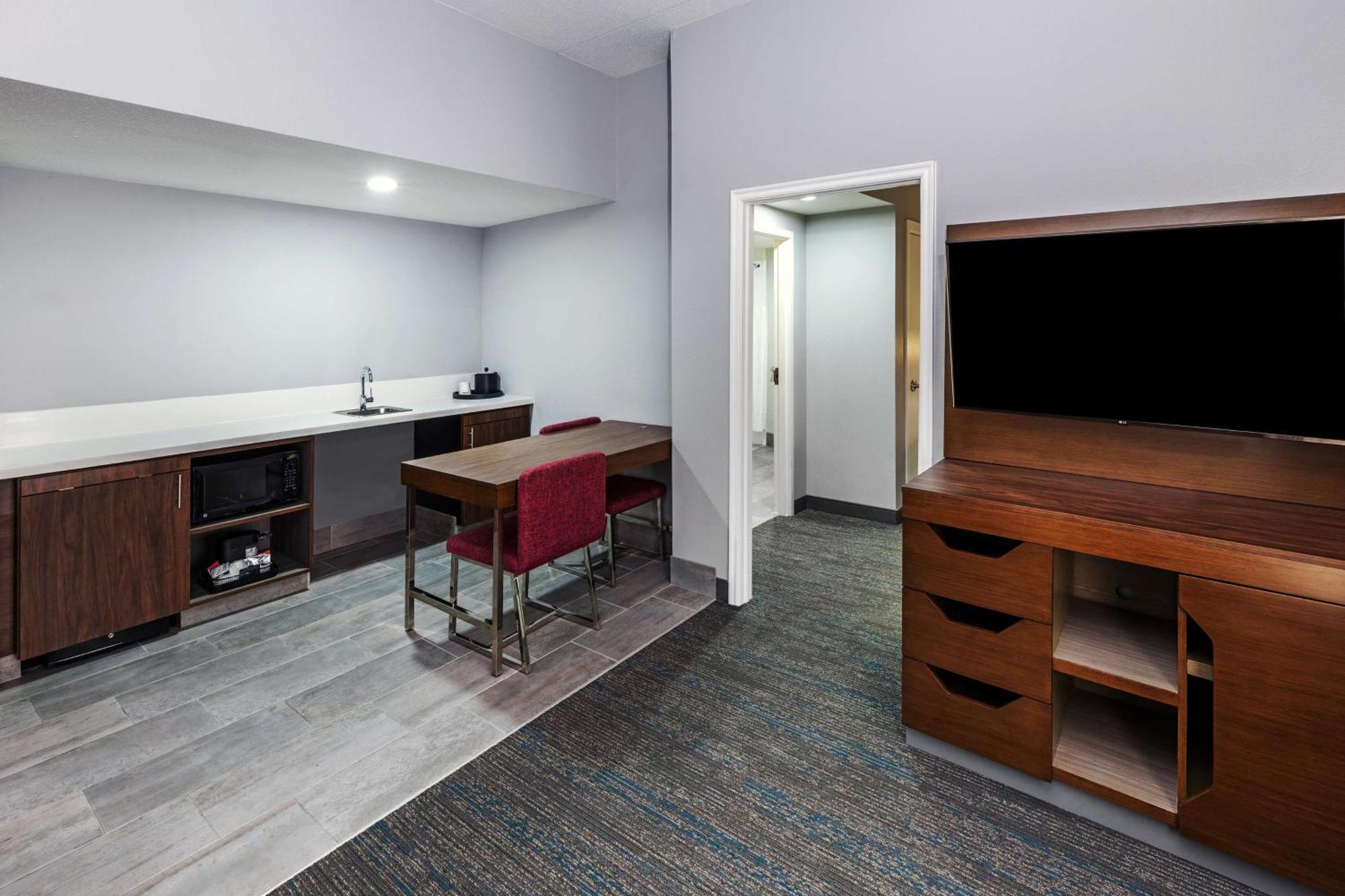 Hampton Inn & Suites Tulsa-Woodland Hills Dış mekan fotoğraf